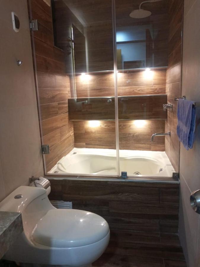Dpto Entero, 2do Piso, Ascensor Y Cochera Appartement Lima
