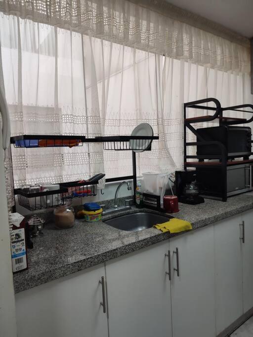 Dpto Entero, 2do Piso, Ascensor Y Cochera Appartement Lima