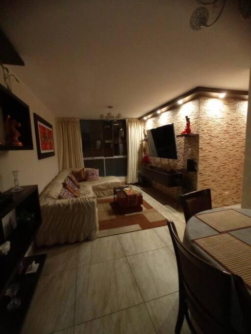 Appartement Dpto Entero, 2do Piso, Ascensor Y Cochera