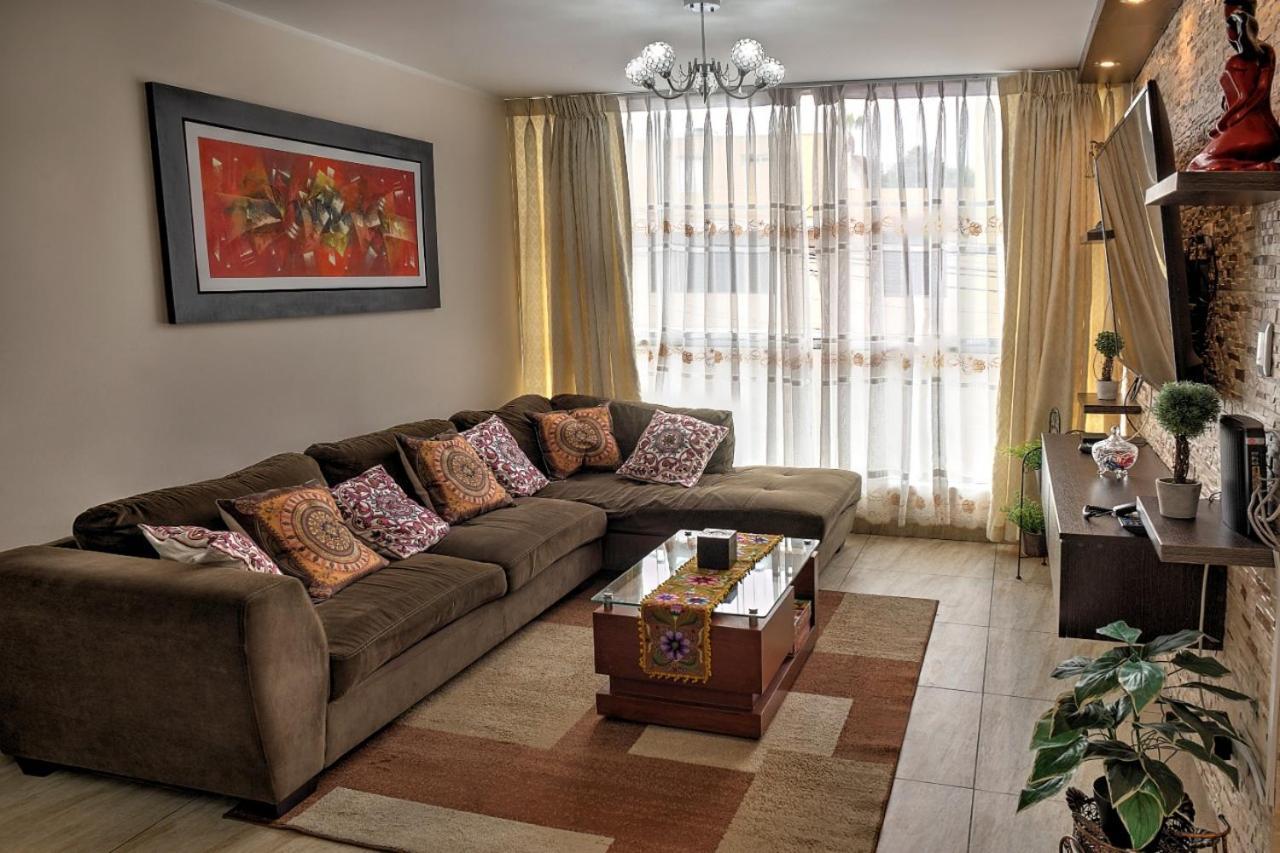 Appartement Dpto Entero, 2do Piso, Ascensor Y Cochera